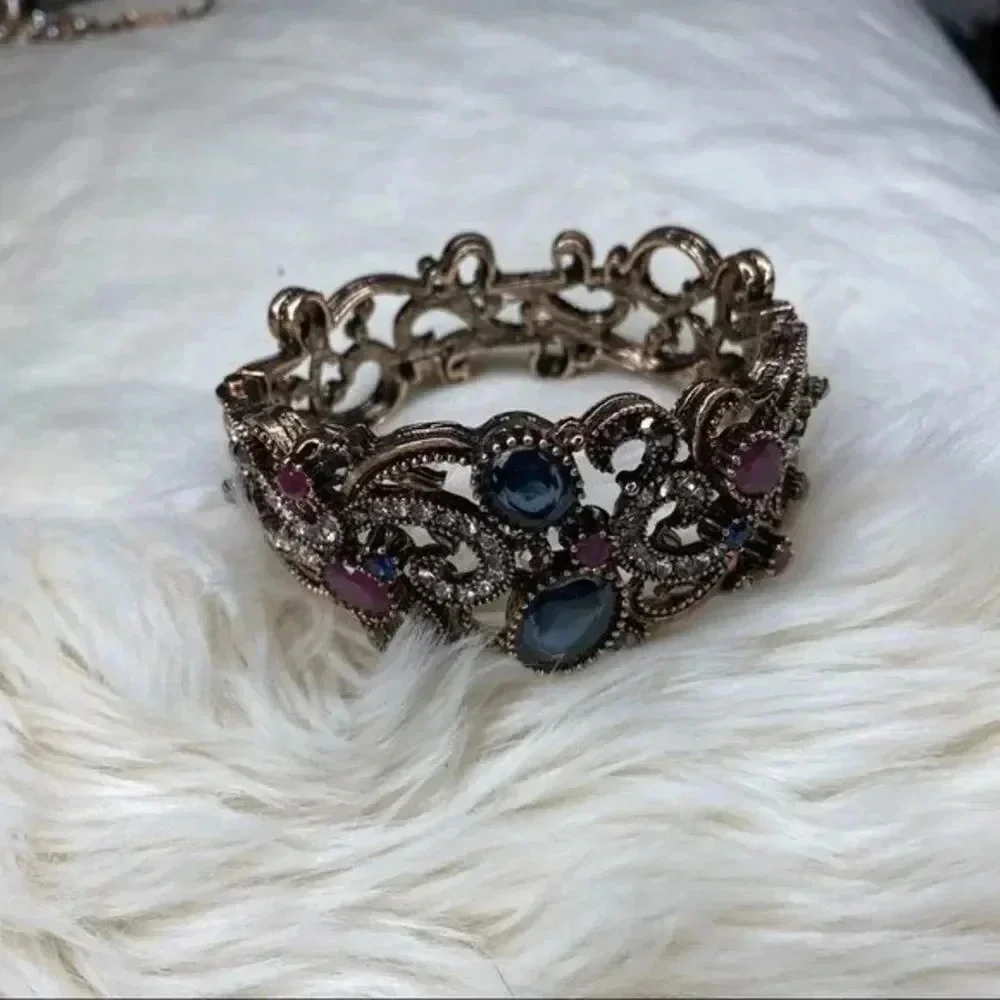 - Vintage multicolor women bracelet NEW